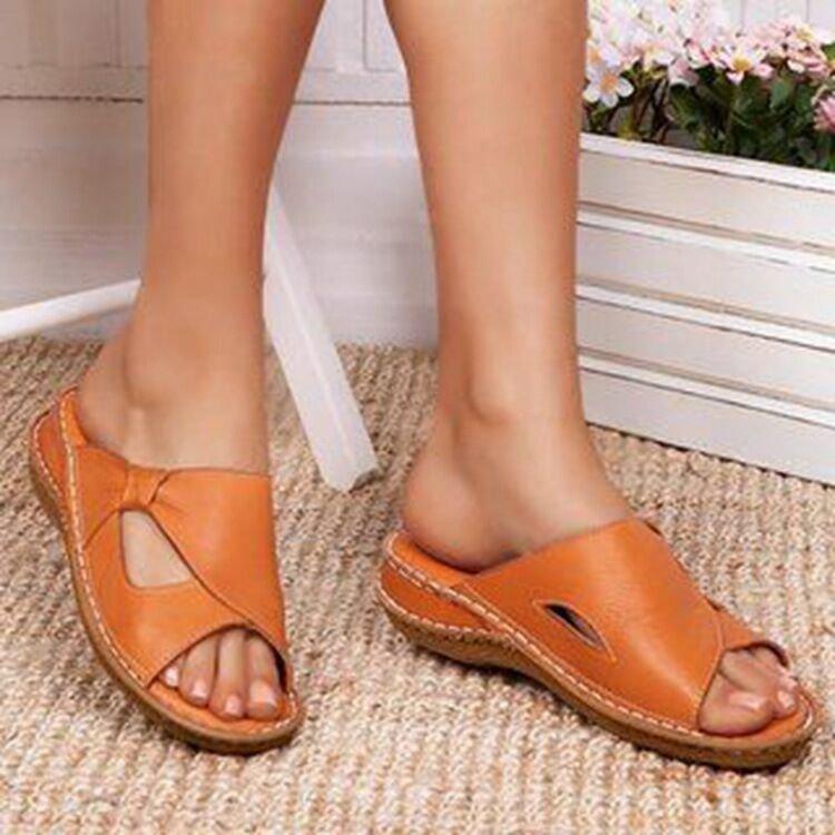 Hollow And Breathable Flat Sandals