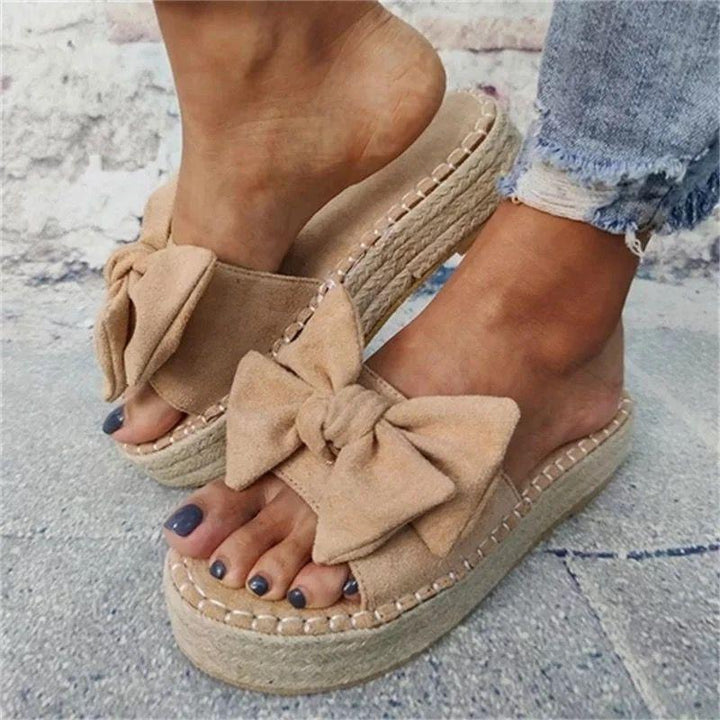 Bow sandals and slippers