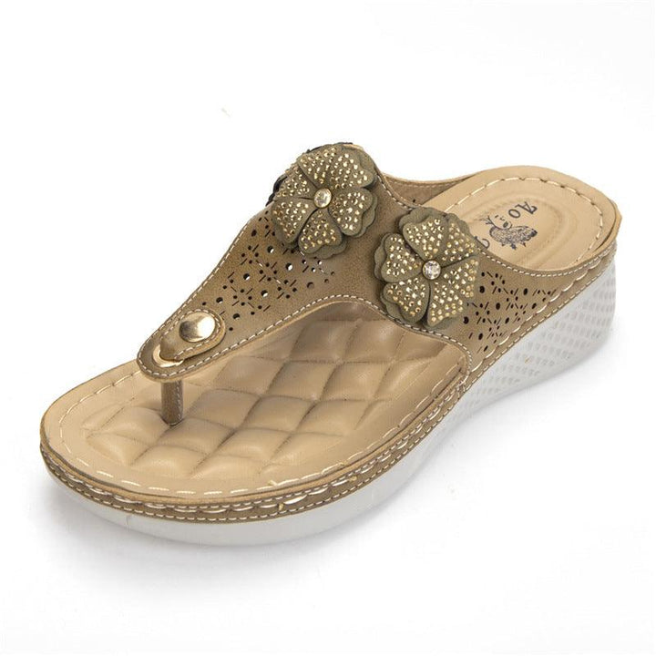 New Style Flat Bottom Ladies Flip Flops Foreign Trade Explosion Models Beach Sandals