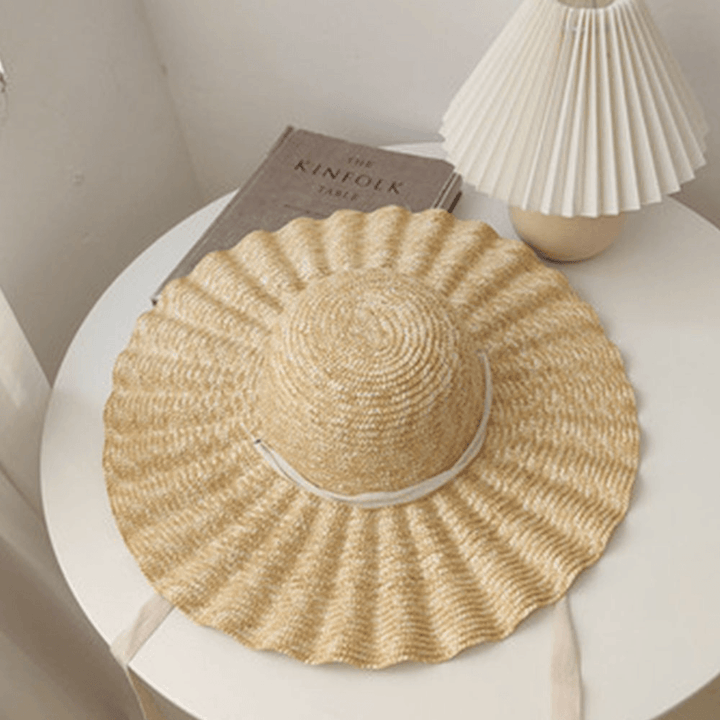 Women Wild Brim Visor Wave Side Soft Lace Tie Sun Hat Casual Stylish round Top Shell Pattern Straw Hat