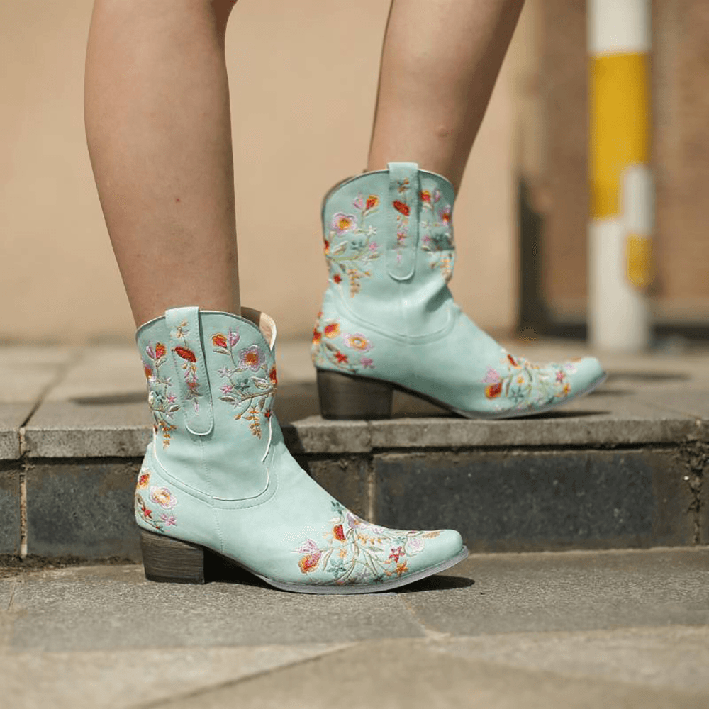 Large Size Women Retro Embroidered Pointed Toe Chunky Heel Slip on Cowboy Boots