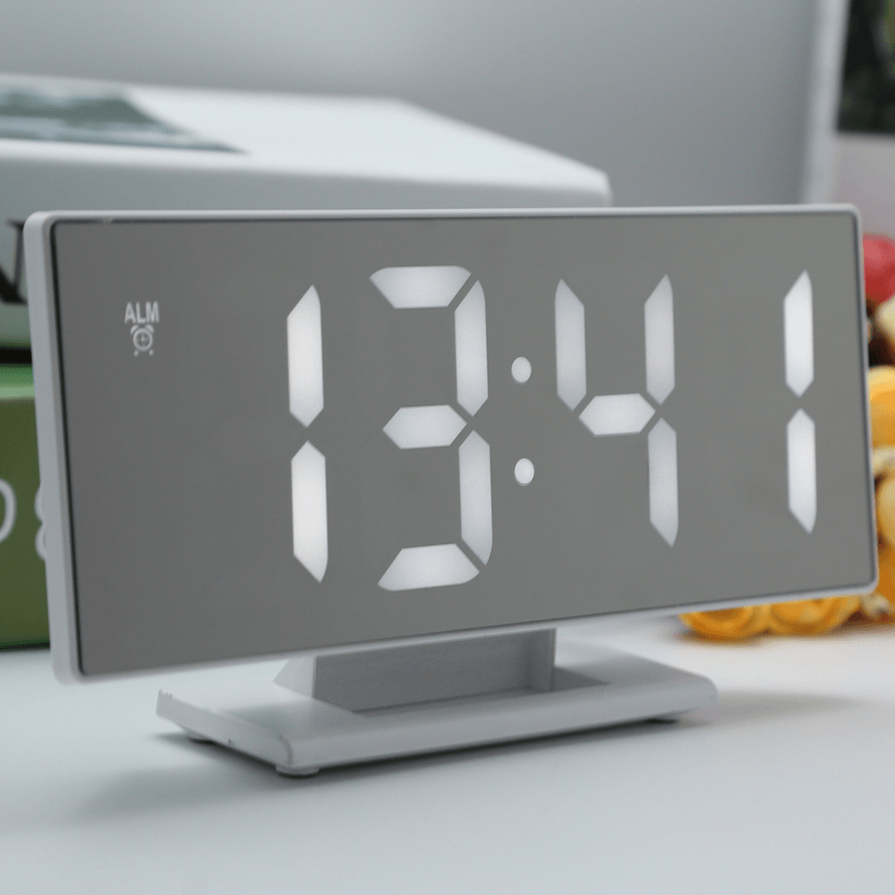 Digital Alarm Clock Mutifunction LED USB Charging Mirror Alarm Home Decor Desk Clock - MRSLM