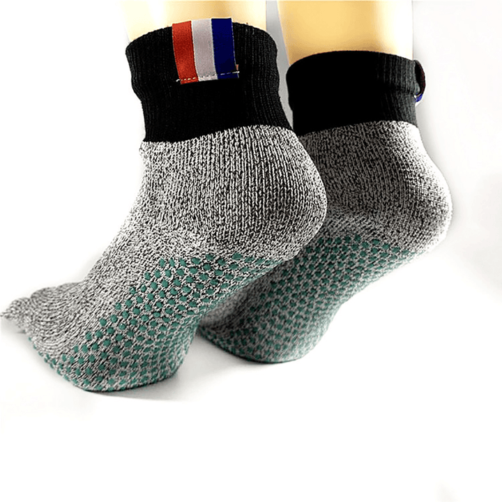 A Pair of Unisex No-Slip Anti-Skid Breathable Toe Socks Bare Feet Running Beach HPPE Sock