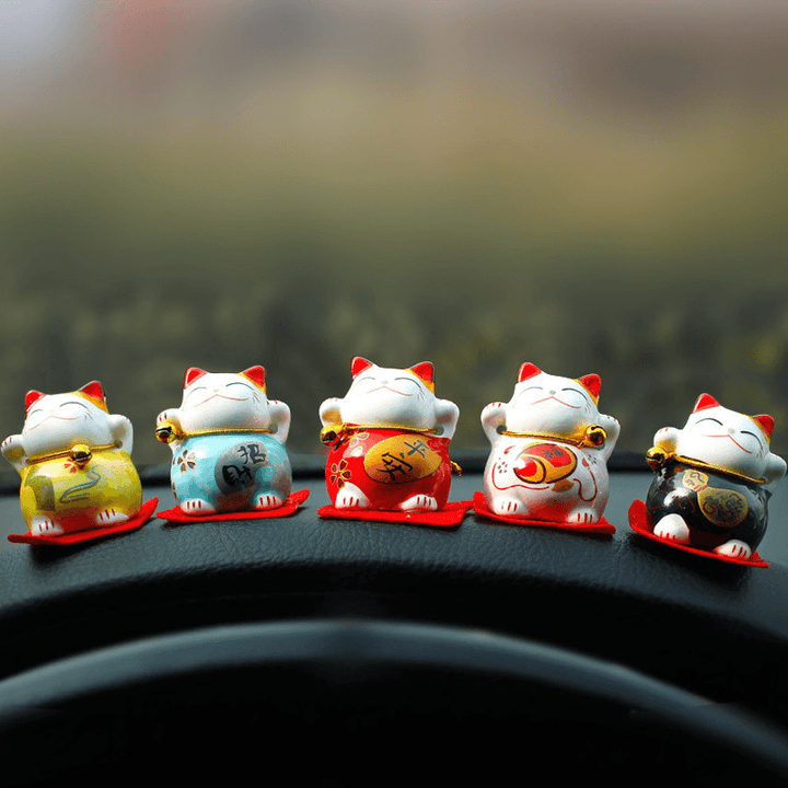 Small Lucky Cat Ceramic Car Interior Handicraft Ornaments