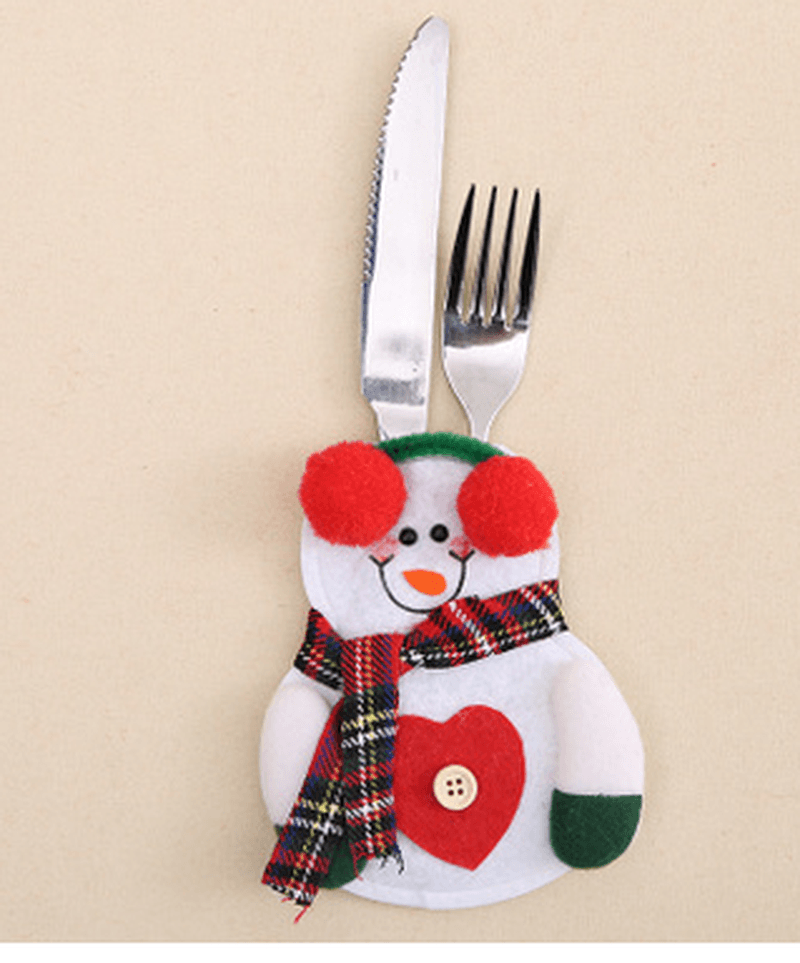 6PCS Christmas Santa Claus Tableware Holder Pocket Xmas Dinner Cutlery Bag Decor