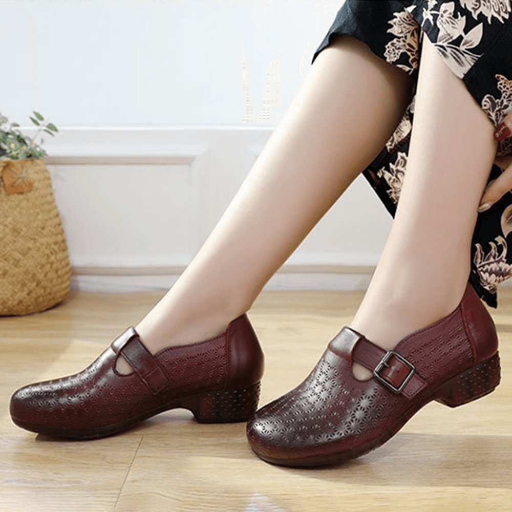 Women Comfy Soft Breathable Hollow Wearable Buckle Casual Leather Loafers