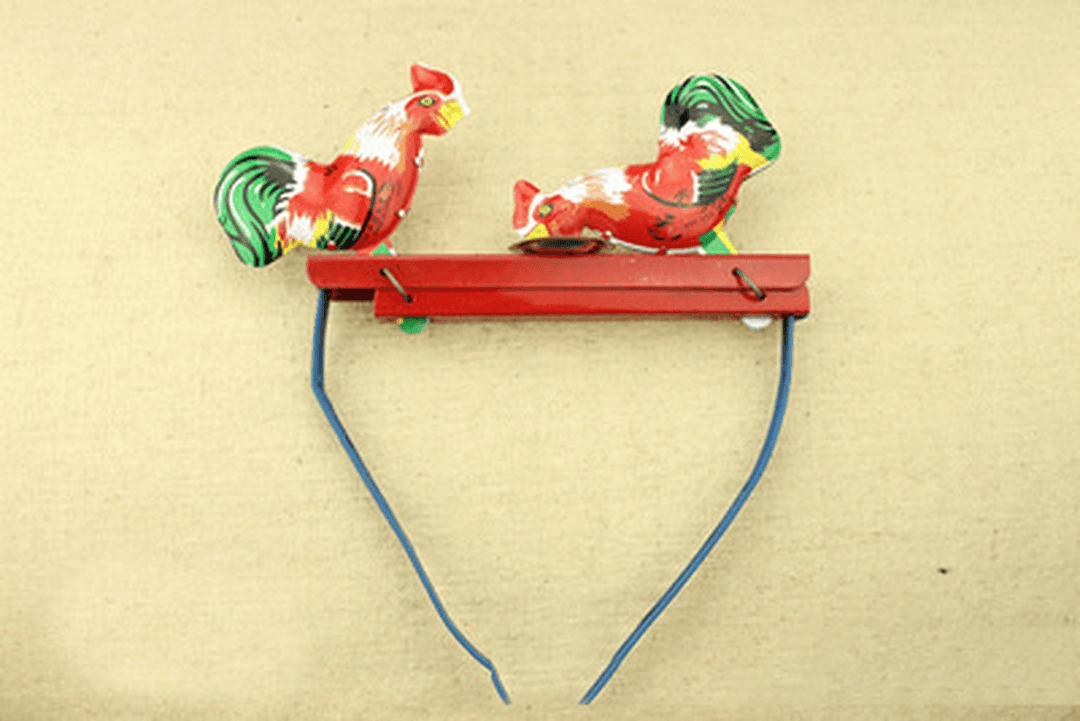 Children'S Wind-Up Iron Leap Frog Toy