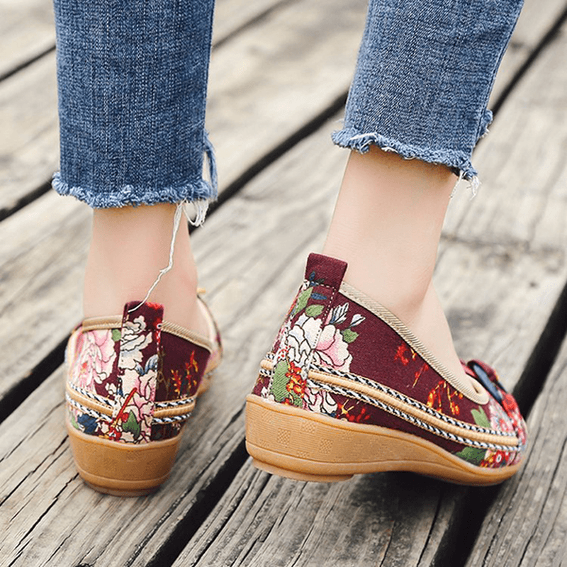 US Size 5-11 Embroidery Loafers for Wome