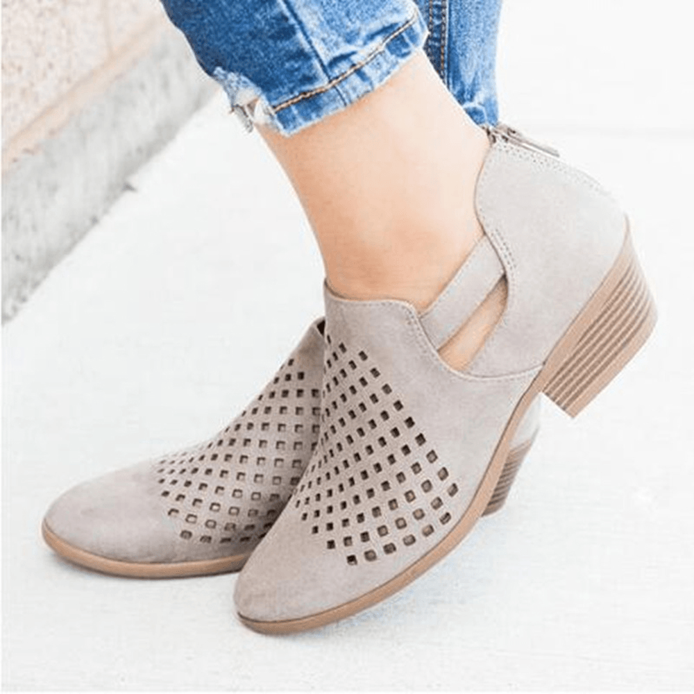 Large Size Women Pattern Hollow Out Suede Slip on Pumps