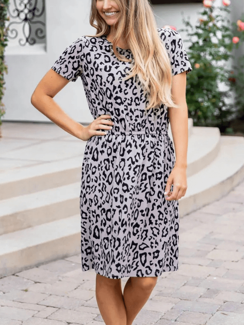 Leopard Print round Neck Elastic Waist Short Sleeve Mini Dress