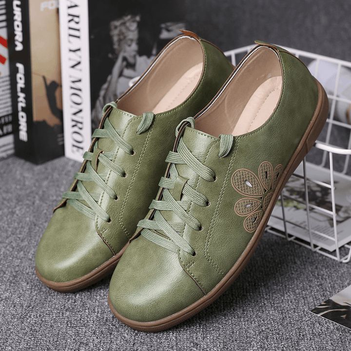 LOSTISY Closed Toe Hollow Out Lace up Casual Flat Shoes