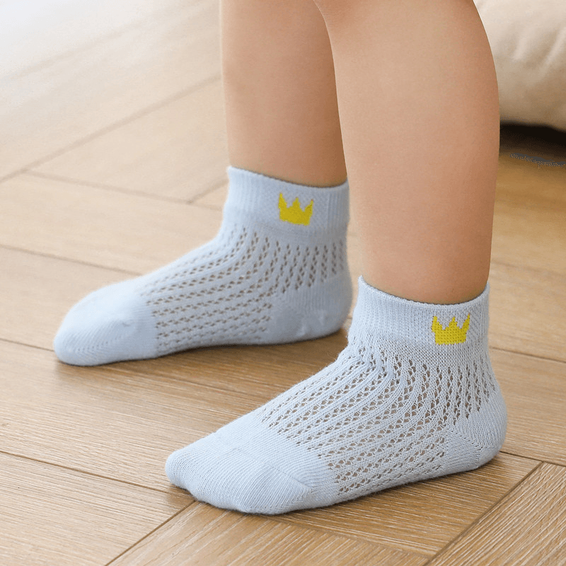 5 Pairs of Children Socks Crown Male Treasure