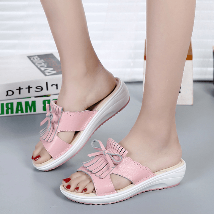 Women Slip on Causal Shoe Leather Tassel Flat Sandals