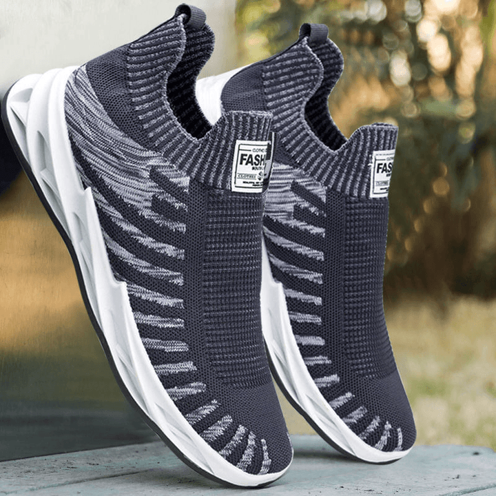 Men Summer Autumn Hollow Breathable Stripe Upper Soft Sole Non Slip Comfy Flying Weaving Sport Shoes