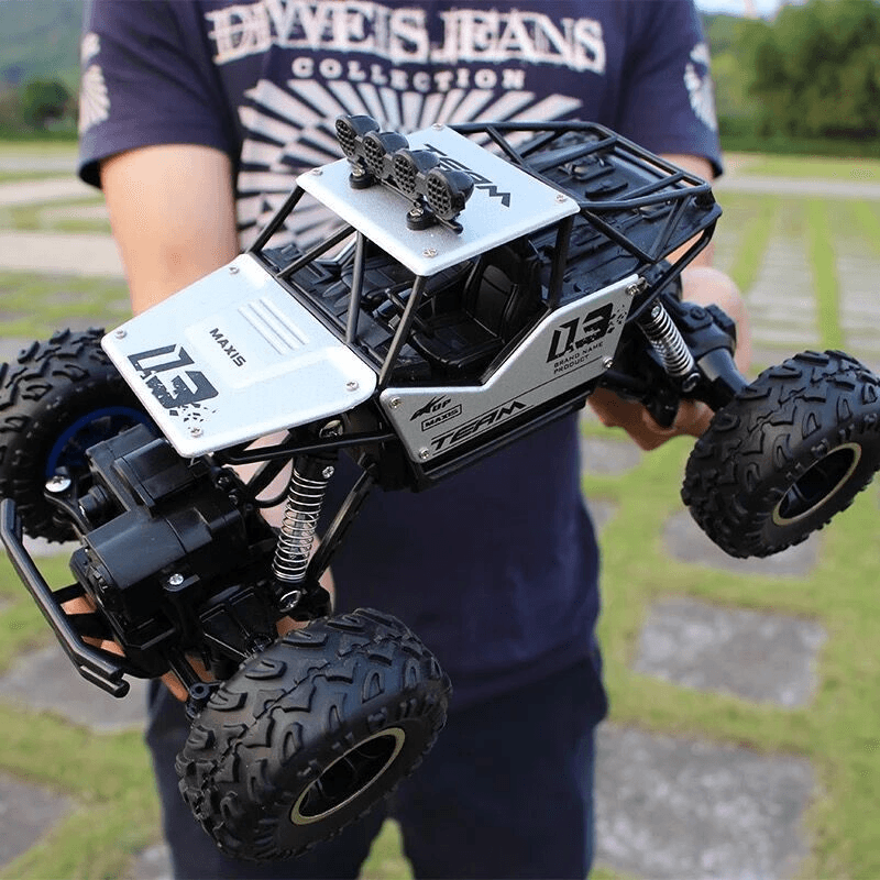 Mountain Climbing Bigfoot Four-Wheel Drive Remote Control Toy Model