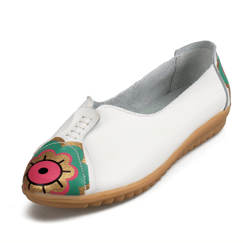 Sun Eye Flower Pattern Soft Leather Slip-Ons Lazy Driving Flat Loafers