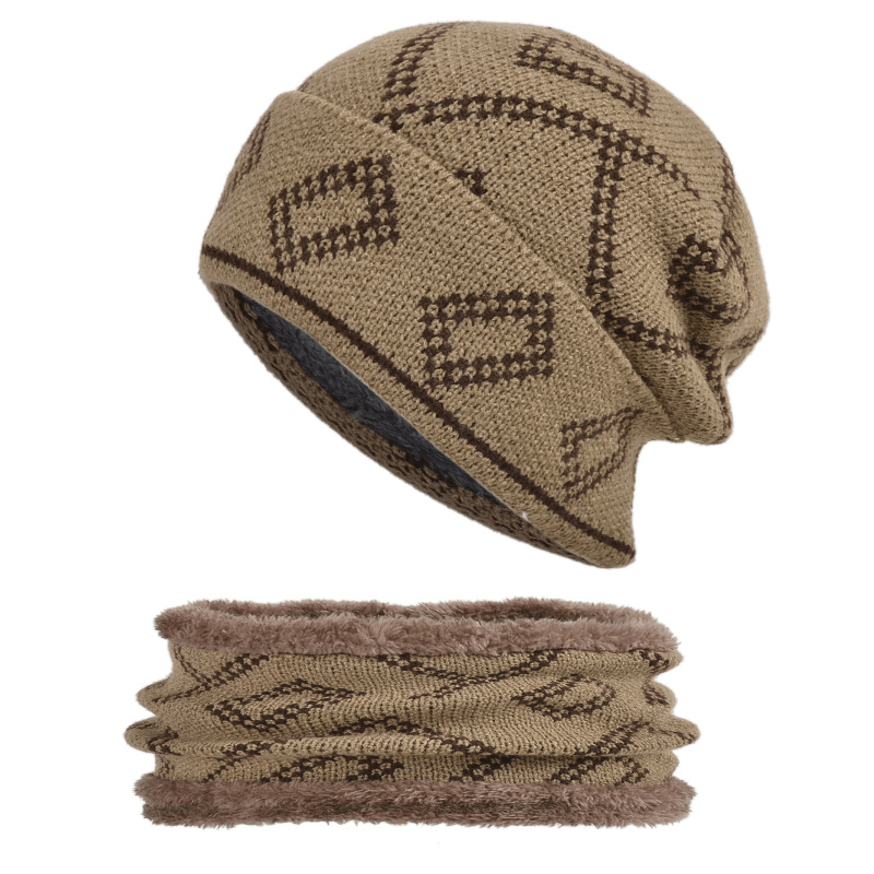 Hedging Hat with Thick Square Pattern to Keep Warm