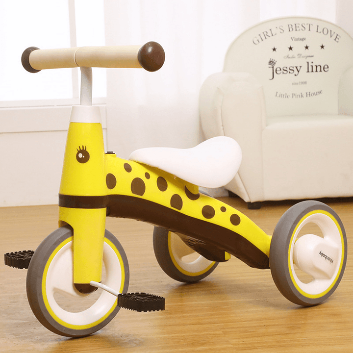 3.5KG Soft Leather Seat Children'S Three-Wheeled Scooter with Cartoon Shape Built-In Music Children Balance Car