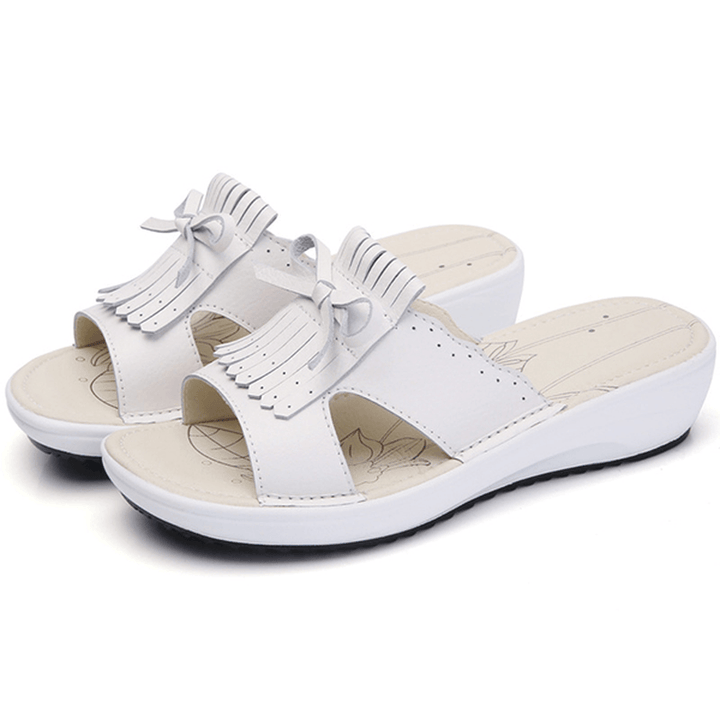 Women Slip on Causal Shoe Leather Tassel Flat Sandals