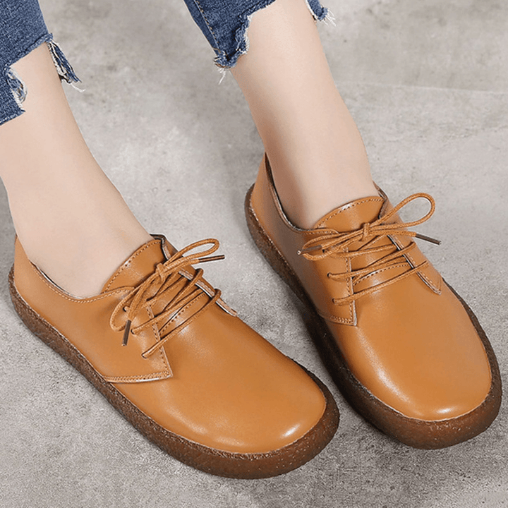 Soft Casual Flat Loafers in Leather