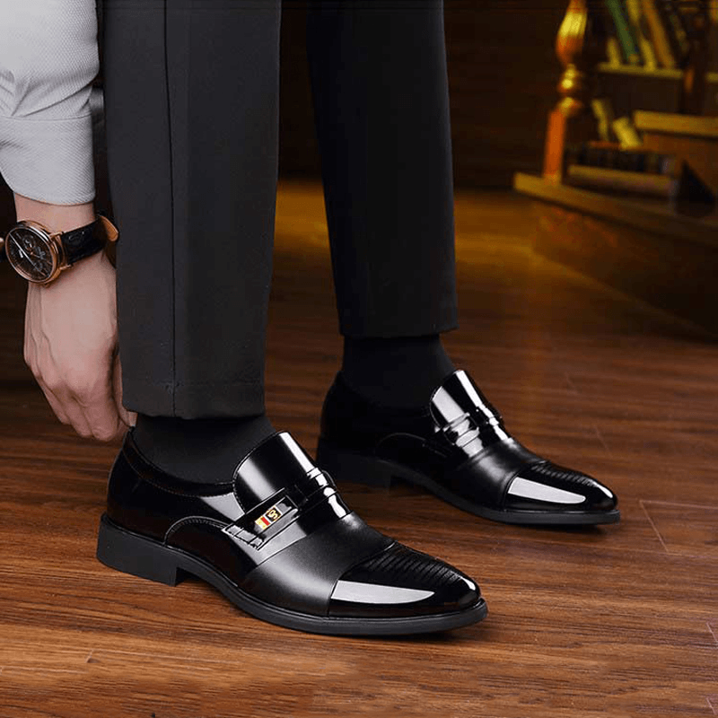 Men Leather Comfy Soft Sole Pointy Toe Oxford Slip on Casual Business Shoes