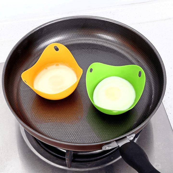 4Pcs Egg Poacher Silicone Pancake Egg Poach Pods Baking Cup Kitchen Cookware Bakeware Tool