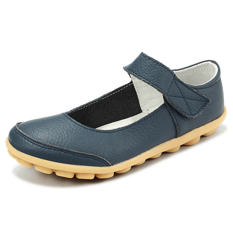 Big Size Women Soft Leather Breathable Comfy Flat Shoes Buckle round Toe Flats