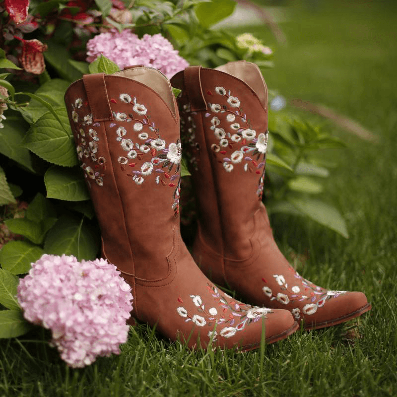 Women Large Size Retro Flowers Embroidered Slip on Cowboy Boots - MRSLM