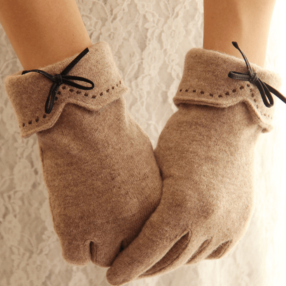 Women Wool Screen-Touchable Embroidery Dotted Line Bowknot Keep Warm Fashion Casual Gloves