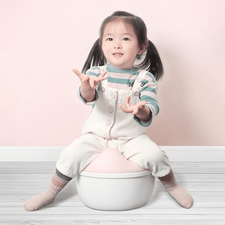 Qborn ZQ01JK Children'S Toilet Bowl Baby Toilet Training Seat Cute Potty Children'S Urine Pot Comfortable Portable High Stool Baby Potties from Xiaomi Youpin