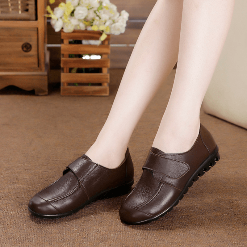 Women Soft Leather Slip on Flat Shoes Magic Stick Pure Color Comfy Flat Loafers