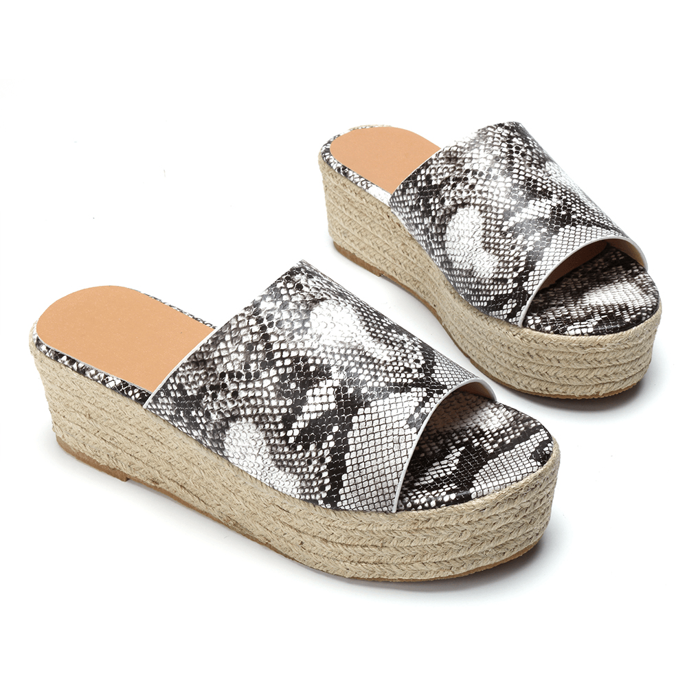 Serpentine Soft Comfortable round Toe Wedge Comfy Slippers