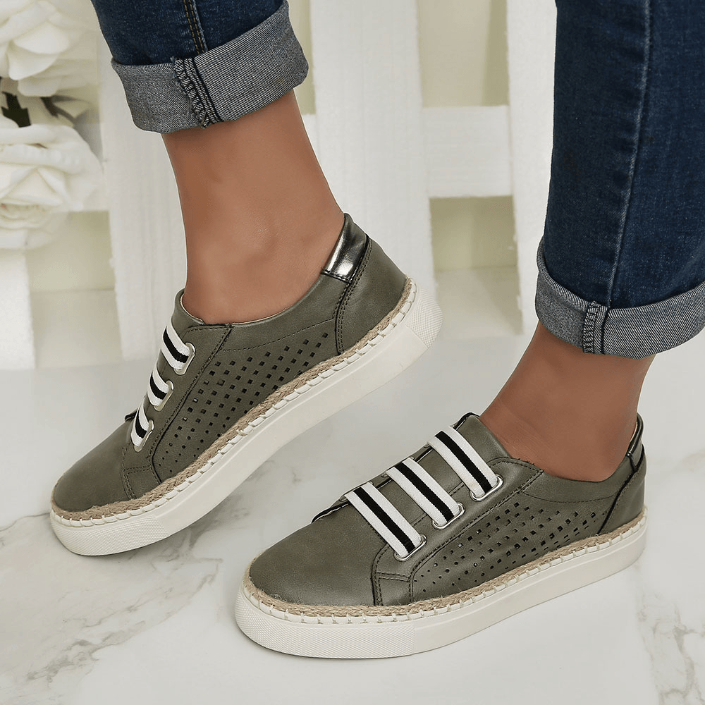 Women Casual Hand Weave Hollow Out Breathable Loafers