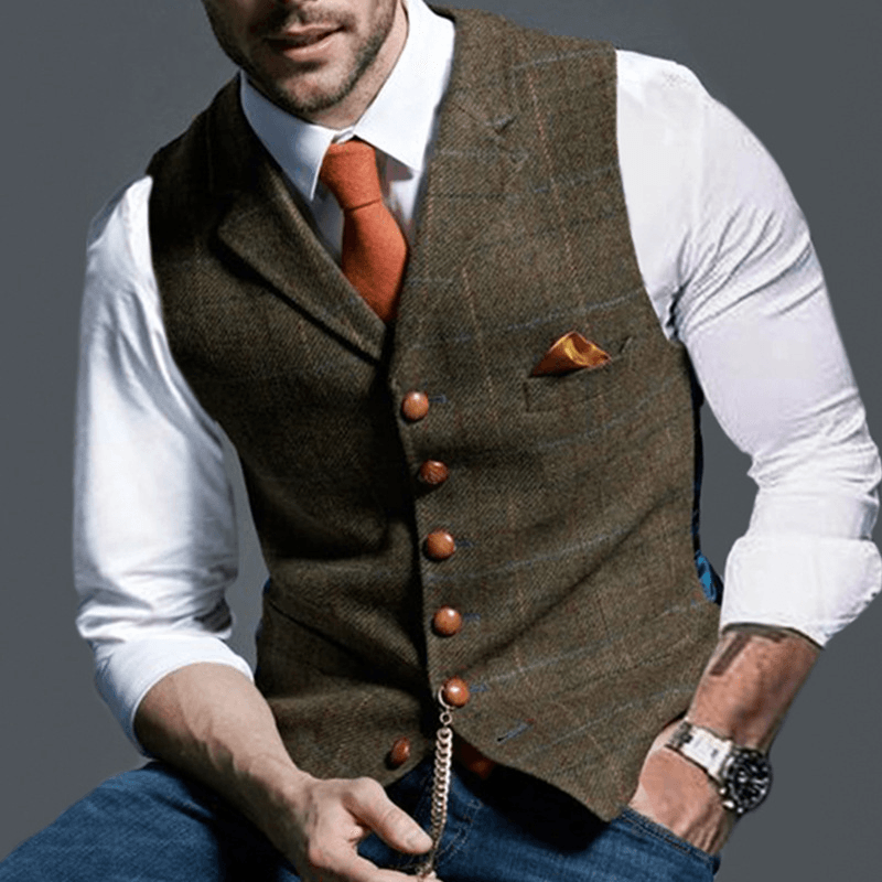 European and American Fashion Check Vest: A Stylish and Trendy Addition to Your Wardrobe