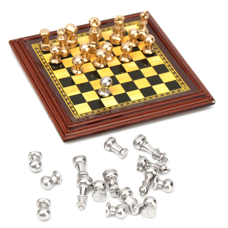 1:12 Scale Dollhouse Miniature Metal Chess Set Board Toys Home Room Ornaments