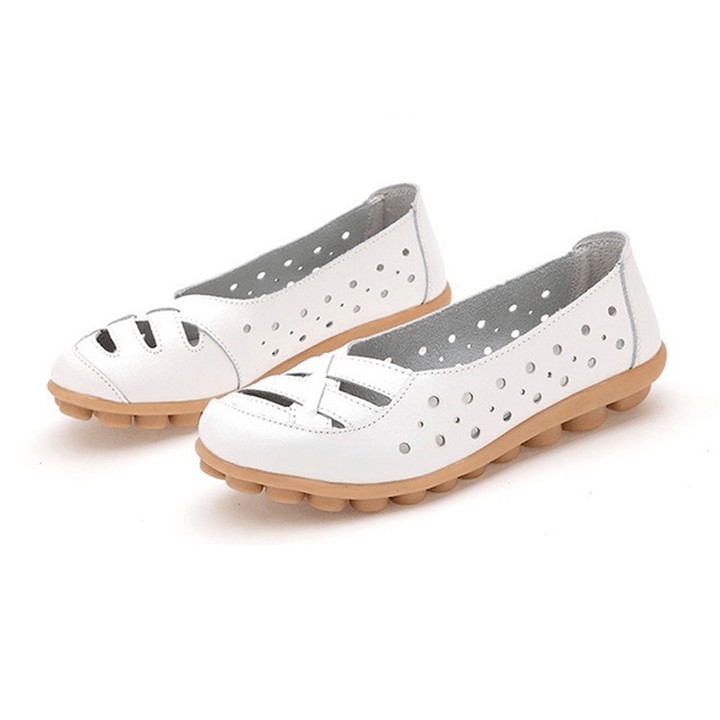 Women Flats Shoes Comfortable Soft Slip on Hollow Out Leather Casual Flat Loafers Shoes