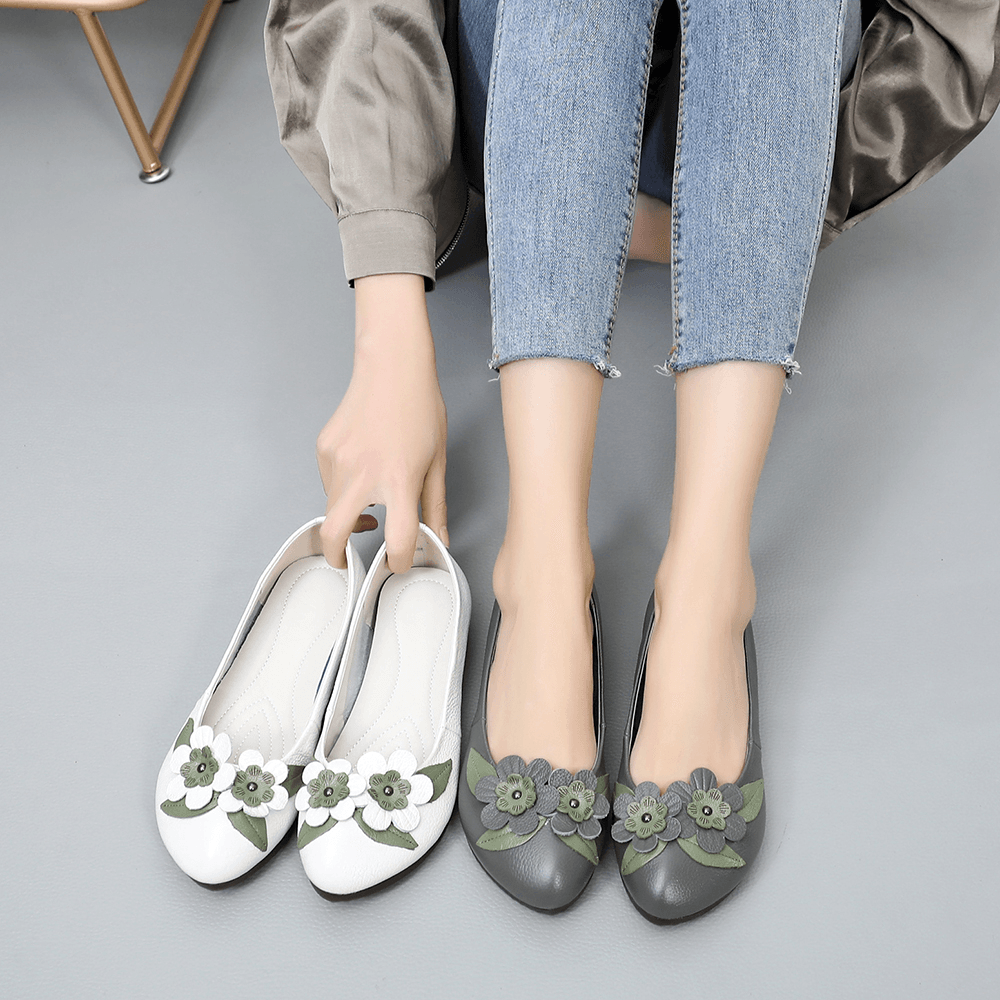 Women Flowers Decor Comfy Sole Soft Leather Loafers