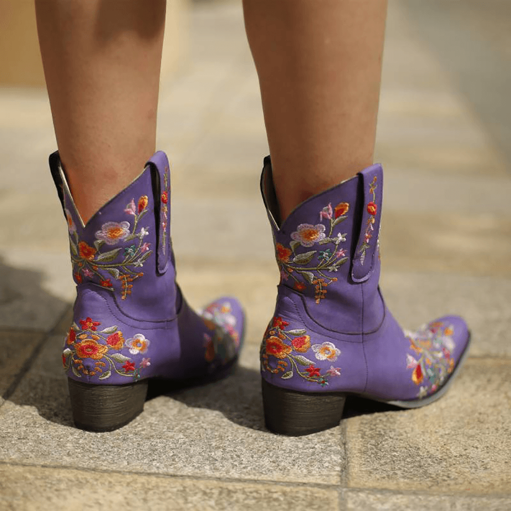 Large Size Women Retro Embroidered Pointed Toe Chunky Heel Slip on Cowboy Boots