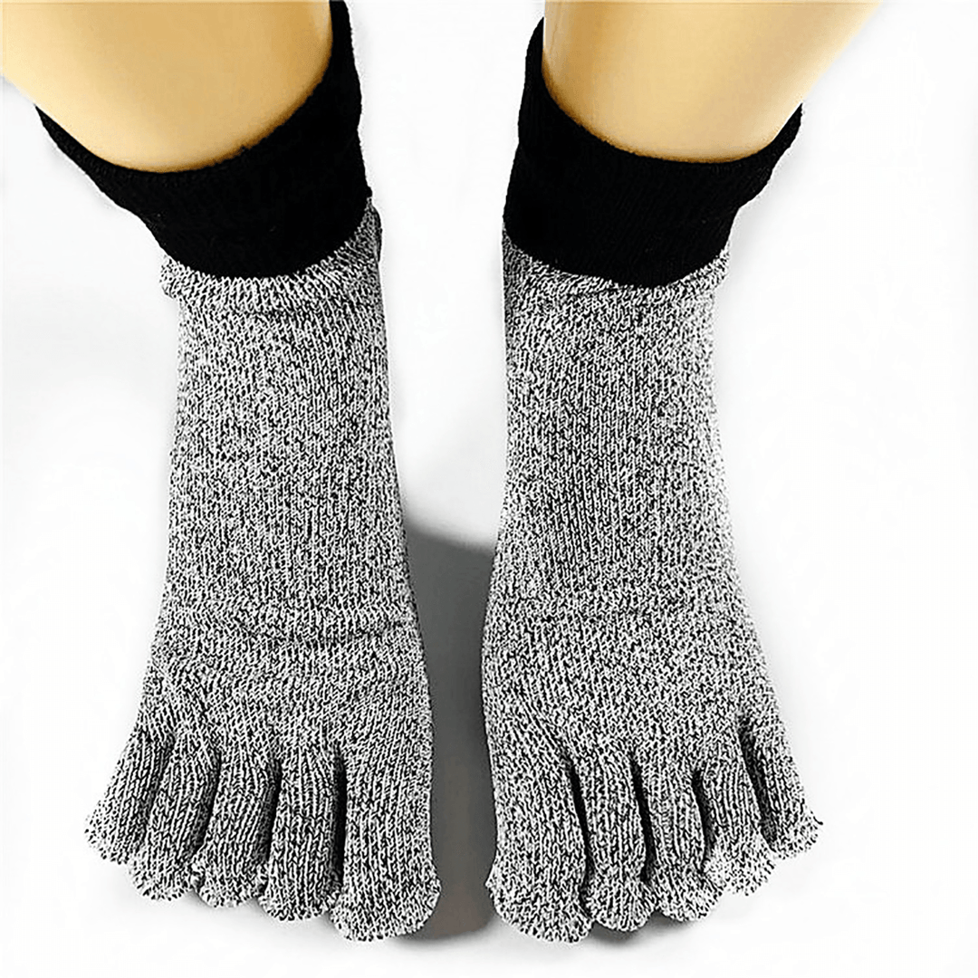 A Pair of Unisex No-Slip Anti-Skid Breathable Toe Socks Bare Feet Running Beach HPPE Sock