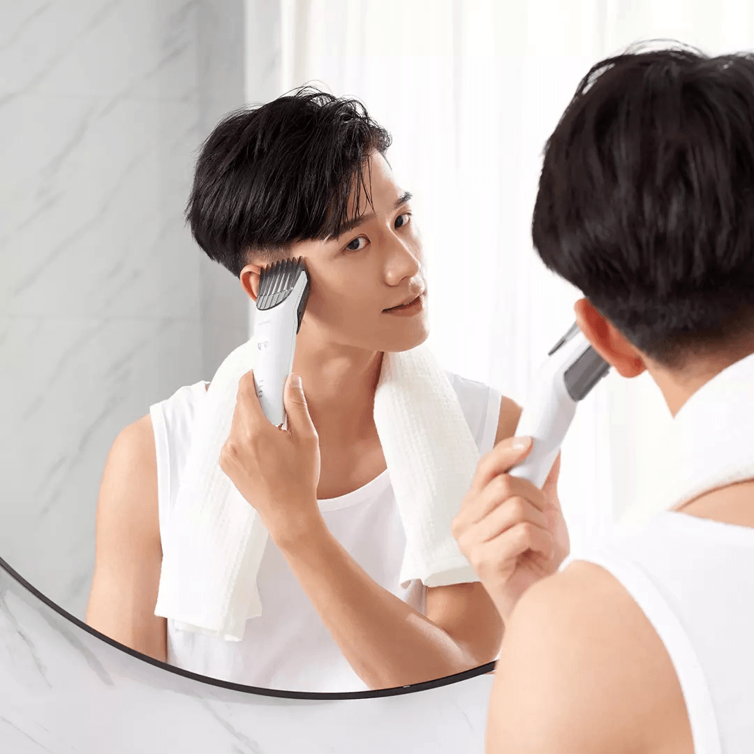 Showsee C2-W/BK Electric Hair Clipper Portable Household USB Charging Hari Cut Machine IPX7 Waterproof Ceramic Steel Cutter From