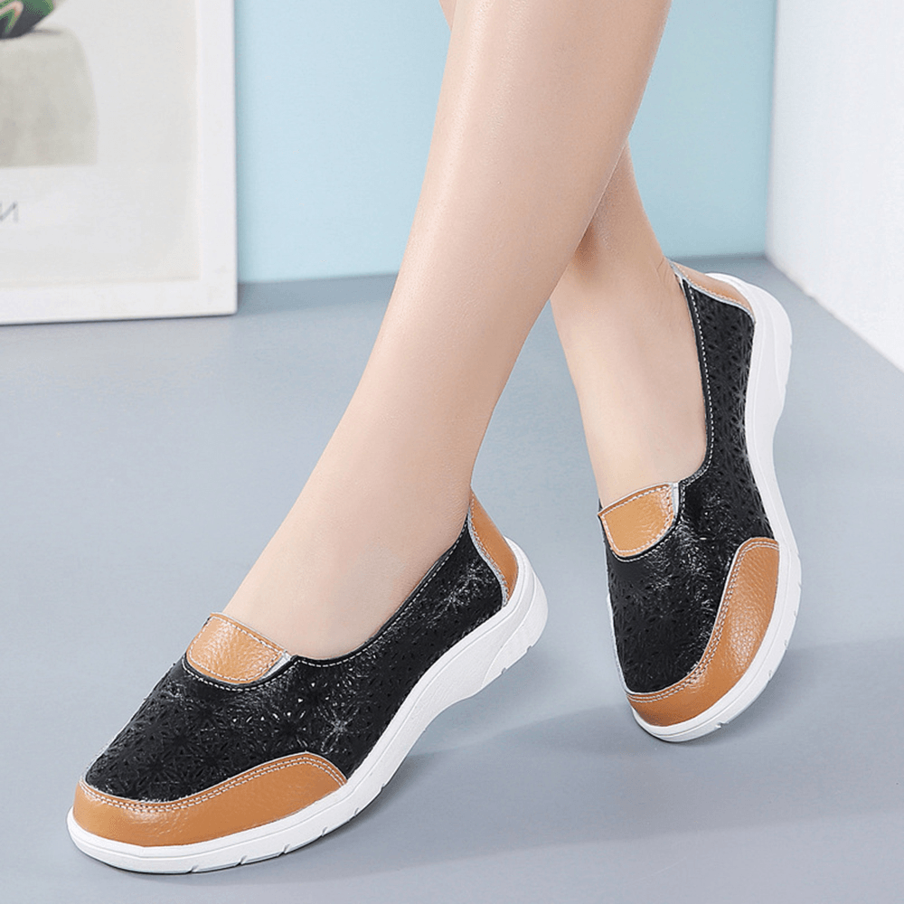 Women Hollow Leather Slip on Solid Color Soft Sole Flats