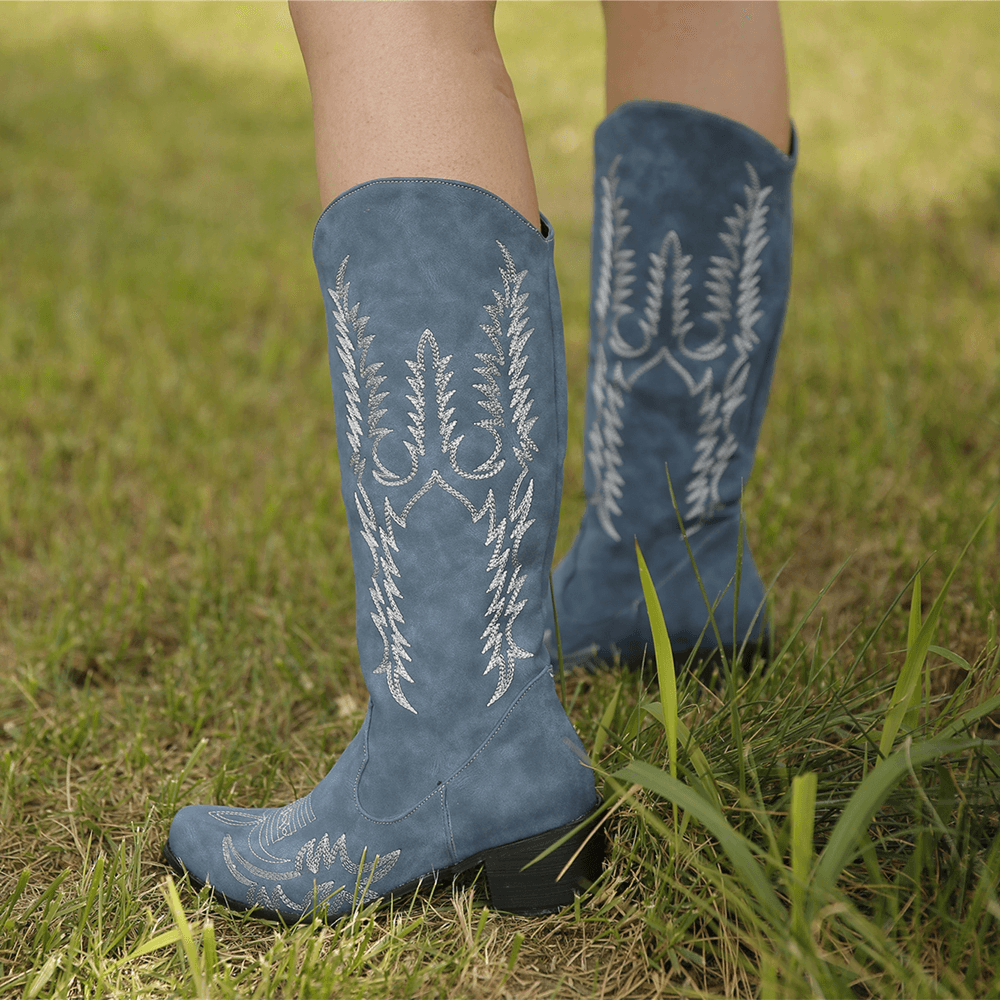 Women Large Size Retro Pointed Toe Embroidered Chunky Heel Cowboy Boots