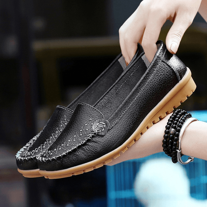 Women Flat Shoes Casual Slip on Outdoor Loafers