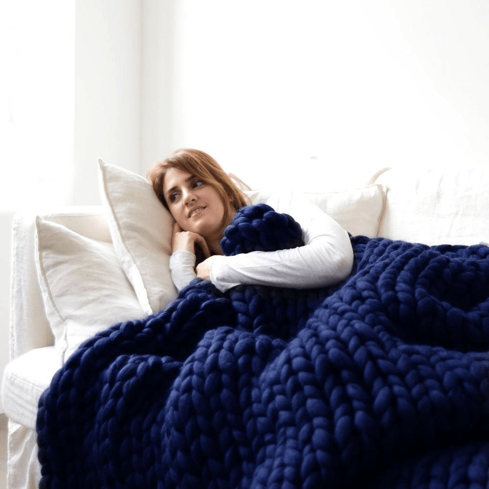 Warm Winter Luxury Handmade Crocheted Bed Knitted Sofa Cover Blanket 5 Colors Thick Thread Blanket Knitted Quilt Home Gift