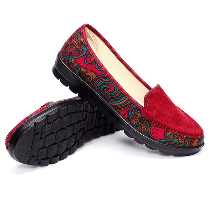 Big Size Women Casual Flat Loafers Slip-On Breathable Shoes Soft Sole Shoes