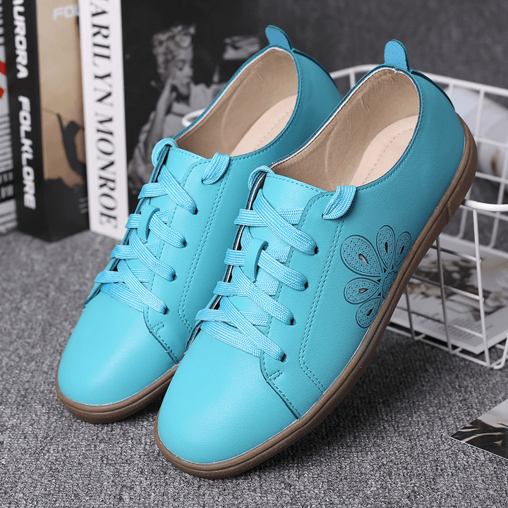 LOSTISY Closed Toe Hollow Out Lace up Casual Flat Shoes