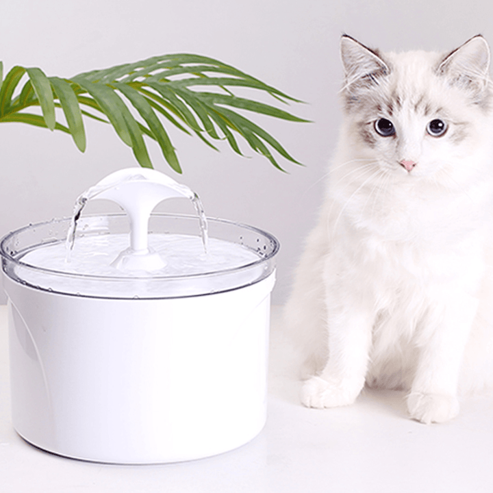 2.5L Automatic USB LED Night Light Pet Water Fountains Smart Mute Large Capacity Pet Water Dispenser