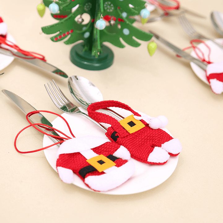 1Set Creative Christmas Small Clothes Pants Tableware Sets Kitchen Restaurant Hotel Layout Knife Fork Spoon Set Xmas Decorations