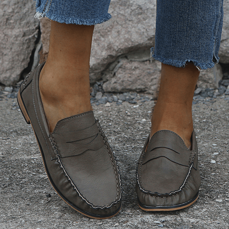 Women Large Size Comfy Soild Slip on Casual Flats Loafers - MRSLM