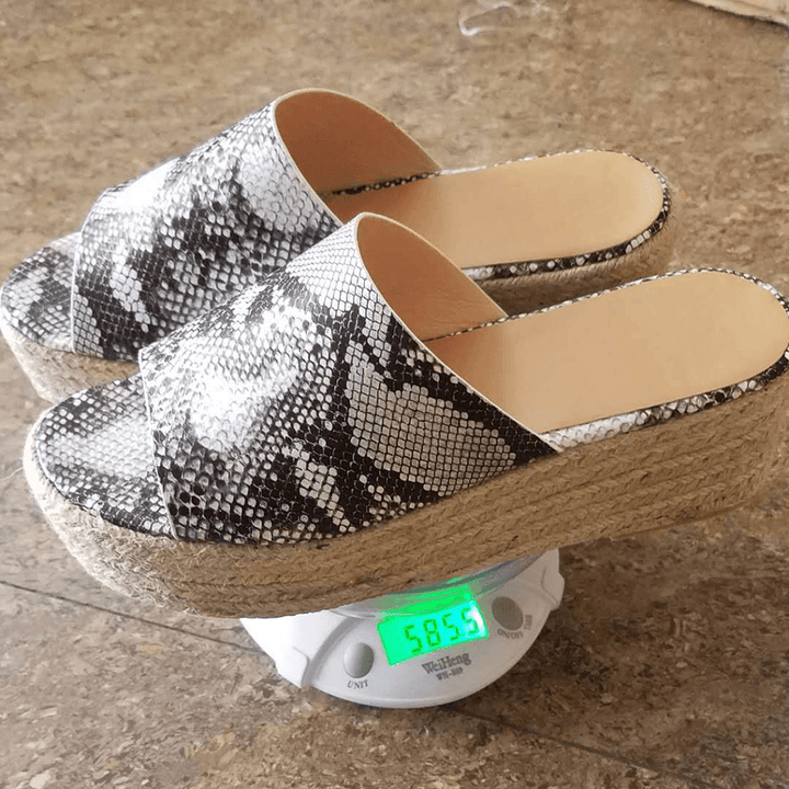 Serpentine Soft Comfortable round Toe Wedge Comfy Slippers